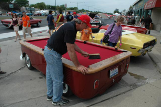 Illustration for article titled Pool Table Modded Volkswagen Bus Is Pointless, Absolutely Brilliant